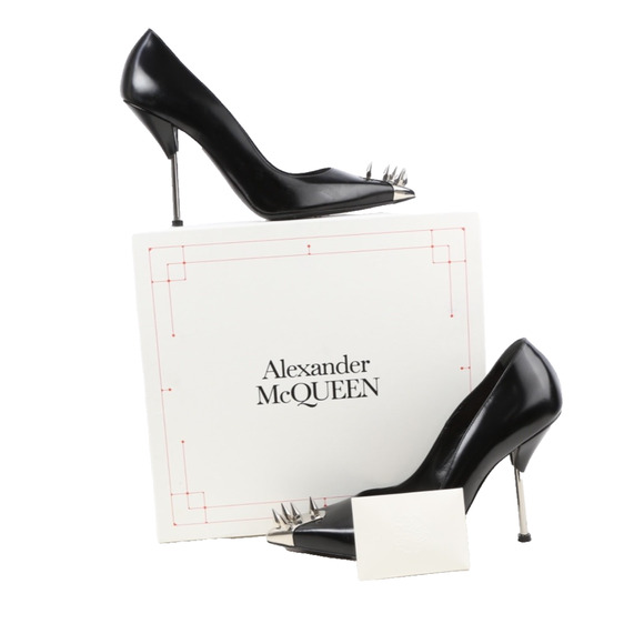 Alexander McQueen Black Leather Punk Spike Heels Pumps Size 41 - Picture 1 of 16